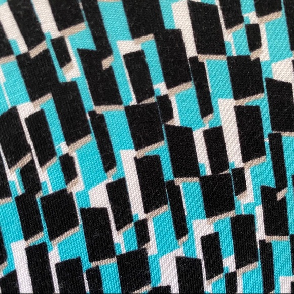 NWOT Dana Buchman Soft Black White and Blue Shirt - Picture 5 of 5